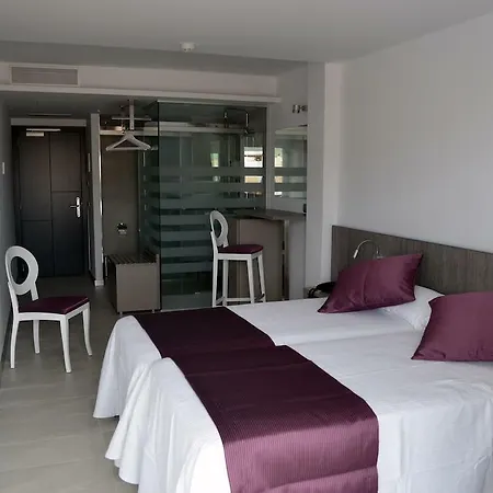 Eurostars Puerto De 伊维萨镇